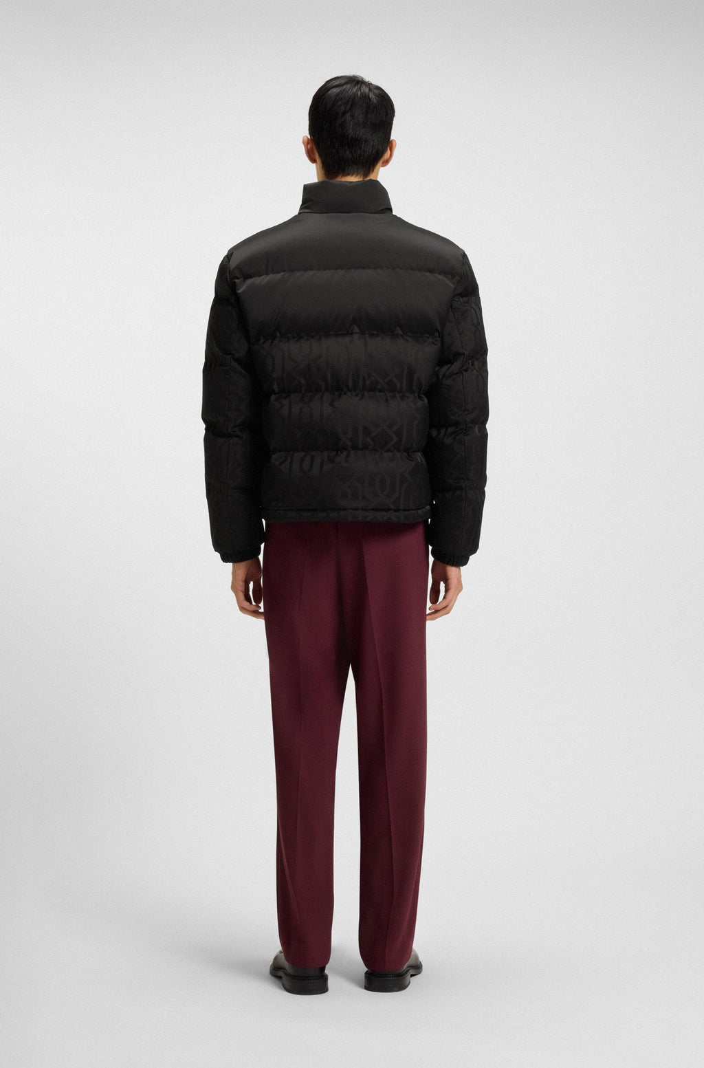 Cazadora repelente al agua con motivo en jacquard